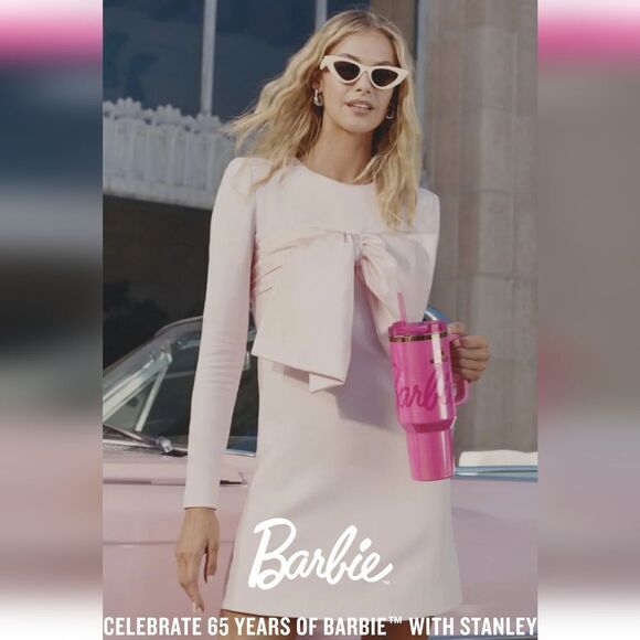 Stanley X Barbie Ltd  Edition Dream Quencher Bundle Collection • New & Unopened - Picture 14 of 16